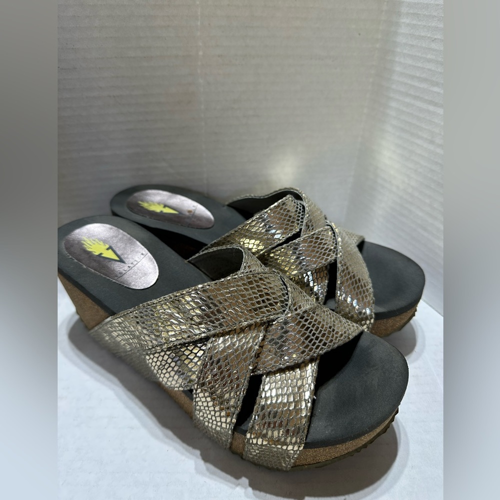 Volatile platforms size 7